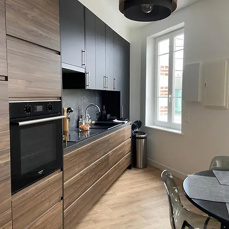 Les Trois Plages Apartment